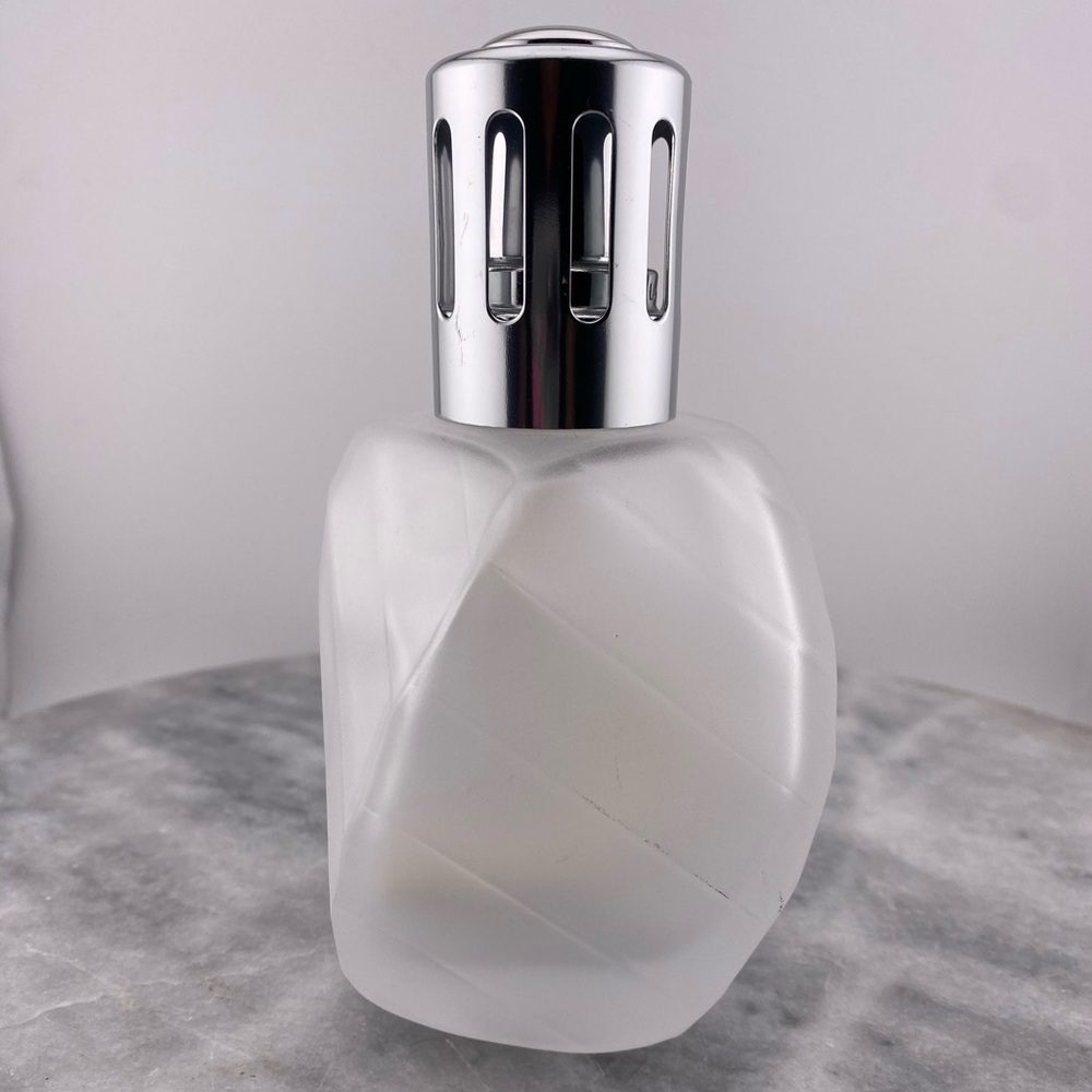 Sophisticated Eden Catalytic Lamp in Frosted Glass